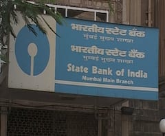SBI | एसबीआयकडून एफडीवरच्या व्याजदरात कपात | ABP Majha