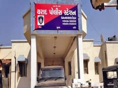 બનાસકાંઠાઃ થરાદ પોલીસ પર આરોપીના પરિવારે કર્યો હુમલો, જુઓ વીડિયો