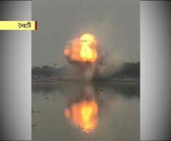 নৈহাটিতে বাজেয়াপ্ত বাজি নিষ্ক্রিয় করতে গিয়ে ভয়াবহ বিস্ফোরণ, ক্ষতিগ্রস্ত গঙ্গার দুপারের অসংখ্য বাড়ি, দেখুন হেডলাইনস