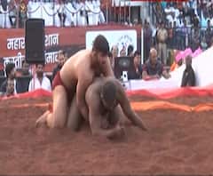 Maharashtra Kesari 2020 | तानाजी (मुन्ना) झुंजुरके आणि सिकंदर शेखनं तिसरा दिवस गाजवला | ABP Majha