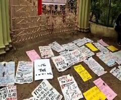 সিএএ সমর্থনে বিশ্বভারতীতে বক্তৃতা দিতে বিজেপি সাংসদ স্বপন দাশগুপ্ত, প্রতিবাদে বিক্ষোভ পড়ুয়াদের