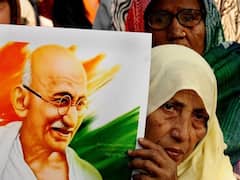 Siyasat Ka Sensex | Do people in Delhi support CAA? 