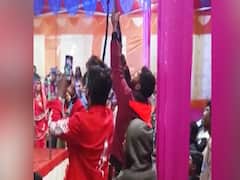 Katihar: Celebratory firing in wedding procession