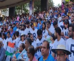 NRC-CAA | भारत-ऑस्ट्रेलिया सामन्यादरम्यान नो सीएए, नो एनआरसीचे टी-शर्ट, विद्यार्थ्यांचा अनोखा निषेध