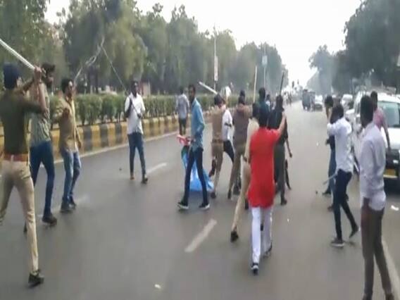 અમદાવાદઃ નીખિલ સવાણીએ ઋત્વિજ પટેલ અને પ્રદીપસિંહ વાઘેલા પર શું લગાવ્યા આક્ષેપ? જુઓ વીડિયો