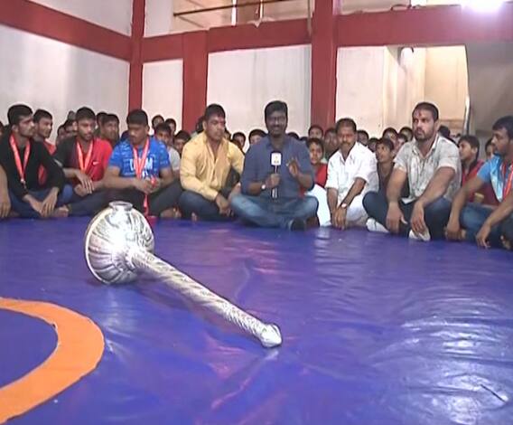 Maharashtra Kesari 2020 | हर्षवर्धन सदगीर आणि शैलेश शेळके यांच्या प्रवासाबद्दल वस्ताद काका पवार यांच्याशी गप्पा | ABP Majha