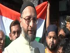 AIMIM चीफ Asaduddin Owaisi ने किया ध्वजारोहण, 'जन गण मन' भी गाया | 71st Republic Day