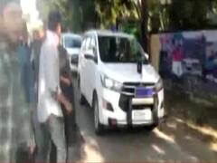 Students wave black flags at Assam CM Sarbananda Sonowal