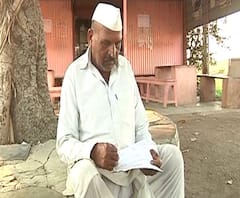 Crop Insurance | एकरी 2 रुपये विमा, पीक विमा कंपन्यांकडून शेतकऱ्यांची थट्टा | ABP MAJHA