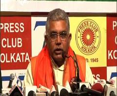 সমাবর্তনে পড়ুয়া বিক্ষোভ: 'এরপরও শিক্ষামন্ত্রী পদে থাকবেন?' পার্থকে দিলীপ