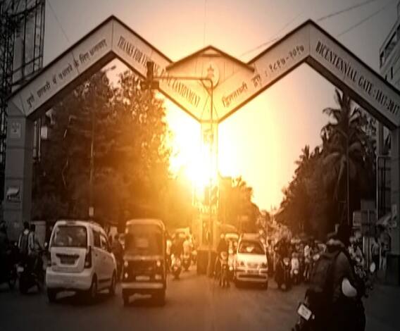 Special Report | पुणेकरांच्या खिशाला कात्री, कॅन्टोनमेंटच्या टोलमध्ये दुप्पटीनं वाढ | ABP Majha