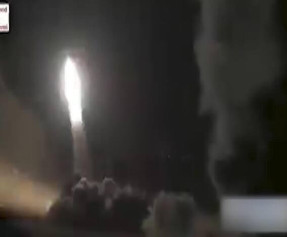 Iran Missile Attack | अमेरिकेच्या इराकमधील तीन लष्करी तळांवर इराणकडून हल्ले | ABP Majha