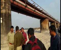 সেলফি তুলতে গিয়ে ট্রেনের ধাক্কায় মৃত্যু কলেজছাত্রীর, গুরুতর জখম ১