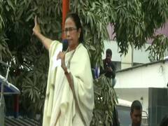 Mamta Banerjee का सवाल- आखिर भारत की तुलना पाकिस्तान से क्यों की जाती है?