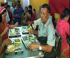 Shiv Bhojan Thali | मुंबईतल्या नायर रुग्णालयात शिवभोजन थाळी योजनेचा शुभारंभ | ABP Majha