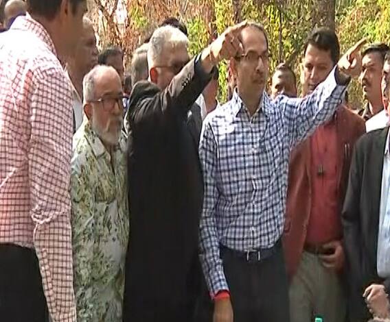 Uddhav Thackeray | बाळासाहेबांच्या स्मारकाच्या जागेची उद्धव ठाकरे यांच्याकडून पाहणी | ABP Majha