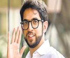 Aditya Thackeray | आदित्य ठाकरे छात्र परिषदेला जाणार नाहीत; शिवसेनेचं ट्वीट | मुंबई | ABP Majha