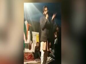 Video triggers politics at Shaheen Bagh | Panchnama