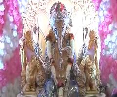 माघी गणेशोत्सव | नाशिकमध्ये चांदीच्या गणपती मंदिराला फुलं आणि विद्युत रोषणाईने सजावट 