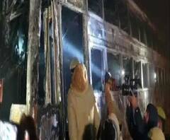 কনৌজে বাস ও ট্রাকের মুখোমুখি সংঘর্ষ, অন্তত ২০ জনের মৃত্যু