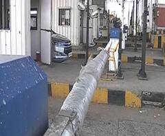 Khed Shivapur Toll naka बंद होणार? केंद्रीय मंत्री नितीन गडकरी याप्रश्नाकडे लक्ष घालणार? | ABP Majha