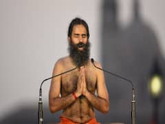 बद्ध पद्मासन करने का सही तरीका और इसके फायदे, देखिए | योग यात्रा Baba Ramdev के साथ