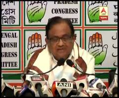 কেন্দ্রের ডাকা বৈঠকে যোগ দিলেও এনপিআরের বিরোধিতায় অনড় কংগ্রেস, কলকাতায় এসে জানালেন পি চিদম্বরম