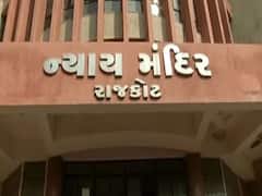 રાજકોટ કલેક્ટર કચેરીમાં તોડફોડના કેસમાં ભાજપના બે નેતાઓને રાહત, જુઓ વીડિયો