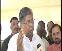 Solapur | लोकोपयोगी योजना बंद करणं हाच महाविकासाघाडीचा पहिला अजेंडा : चंद्रकांत पाटील | ABP Majha