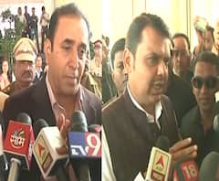 Fadnavis on Elgar | एनआयएला कागदपत्रं द्यावेच लागतील, पोलिसांच्या भूमिकेवर देवेंद्र फडणवीसांची प्रतिक्रिया