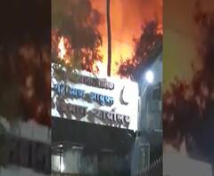 Kurla Fire | कुर्ल्यातील आग लागलेल्या इमारतीतून स्फोटाचे आवाज, भीतीचं वातावरण, अग्निशमन दलाच्या 8 गाड्या घटनास्थळी 