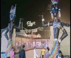 বদলে যাচ্ছে অলঙ্কার নিয়ে রুচি, ভাবনা, গয়নার বৈচিত্র্যের কথাই উঠে এসেছে বালির এক মেলায়