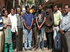 નવસારીઃ વિજલપોર પાલિકાના બળવાખોર સભ્યોને ભાજપે ફટકારી કારણદર્શક નોટિસ, જુઓ વીડિયો