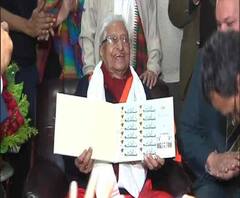 ৮২-তম জন্মদিনে চুনী গোস্বামীর নামে প্রকাশিত ডাকটিকিট