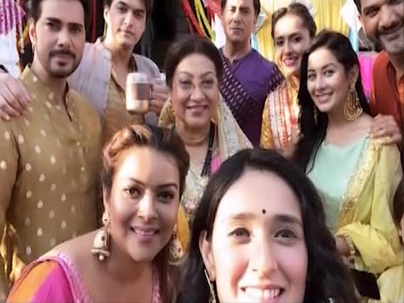 Pankhuri Awasthy aka Vedika's Farewell From Yeh Rishta Kya Kehlata Hai