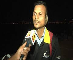 Special Report | मरिन ड्राईव्हला चणेफुटाणे विकून भविष्याची बेगमी, स्वप्नपूर्तीसाठी कठोर मेहनत | ABP Majha 