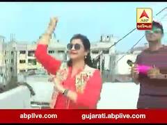 સુરતઃ ધારાસભ્ય સંગીતા પાટીલે CAAનાં સમર્થનમાં ચગાવ્યો પતંગ, જુઓ વીડિયો