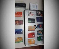 খাবারের বিল ডেবিট কার্ডে দেওয়ার সময় স্কিমারের সাহায্যে তথ্য ক্লোন করতে পারে রেস্তোরাঁর কর্মী, সতর্ক করছেন এথিক্যাল হ্যাকার