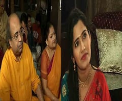  সরস্বতী পুজোয় দেবীর কাছে আগামী ছবির স্ক্রিপ্ট রাখেন পূজারিণী, আজ বাণীবন্দনায় ব্যস্ত শিল্পী তেজেন্দ্রনারায়ণও