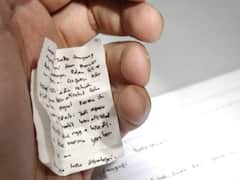 સૌરાષ્ટ્ર યુનિવર્સિટીમાં માસ કોપી કેસ, ગોંડલ-મોરબીની કોલેજોમાં થઈ ચોરી, જુઓ વીડિયો