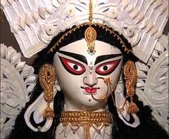 Reporter Stories: সরস্বতী পুজোয় শহরের এক কলাকেন্দ্রে প্রস্তুতি তুঙ্গে, থিম সর্বধর্ম সমন্বয় 