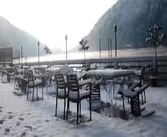 Snowfall | उत्तर भारत गारठला, बर्फच बर्फ चोहीकडे | ABP Majha