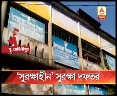 তমলুকে দেওয়াল থেকে ছাদ, খসে পড়ছে চাঙড়, ক্রেতাদের সুরক্ষা দেওয়া যাদের কাজ, সেই দফতরের কর্মীরাই সুরক্ষাহীন