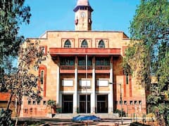 ગુજરાત યુનિવર્સિટીમાં ચૂંટણી મતદાર યાદીને લઈને વિદ્યાર્થી સંગઠનો આવ્યા આમને સામને