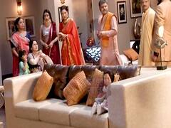 Gudiya attacks Ratri ahead of ring ceremony | Meri Gudiya 