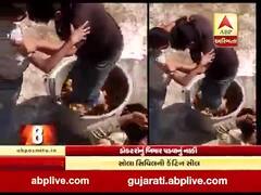 અમદાવાદઃ સોલા સિવિલ હોસ્પિટલની કેન્ટિનમાં પગથી બટેકા ગુંદવાનો વીડિયો થયો વાયરલ