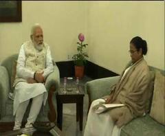 রাজভবনে মোদি-মমতা সাক্ষাৎ, ‘প্রধানমন্ত্রীর কাছে এনআরসি, নাগরিক আইন, এনপিআর বাতিলের দাবি জানিয়েছি’, বললেন মমতা
