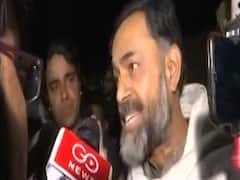 Goons manhandled me outside JNU gate, says Yogendra Yadav