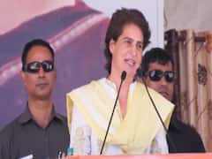 Priyanka Gandhi ने PM Modi पर बोला हमला | Jamia Row