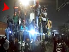 लाचार या लापरवाह सरकार: रोजगार दे नहीं पाते.. नौकरी का एग्जाम करा नहीं पाते | Special Report